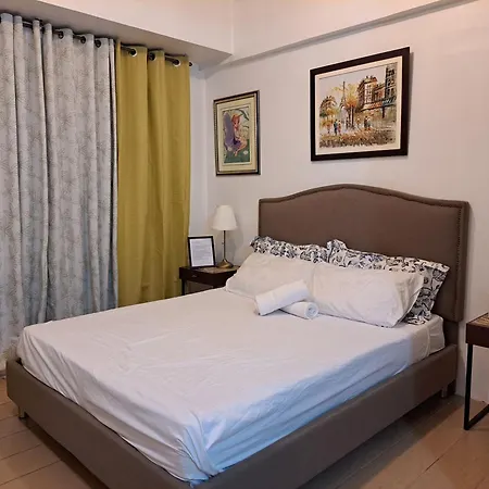 Pasay Condotel Near Naia