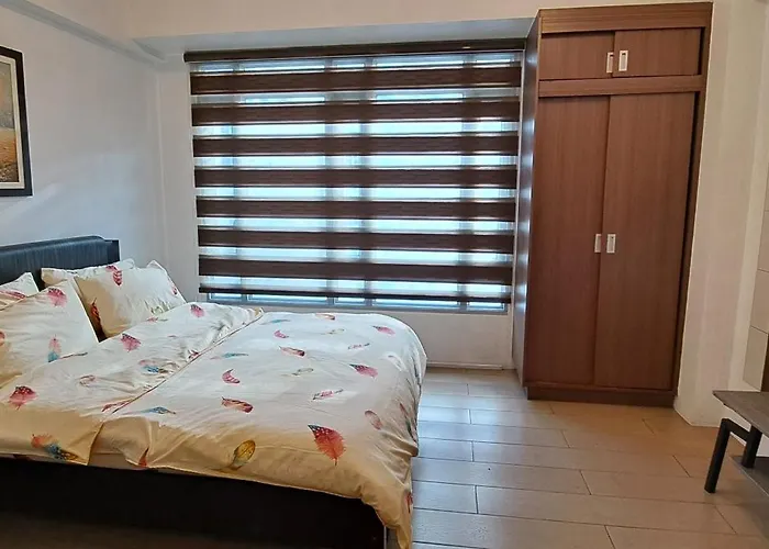 Pasay Condotel Near Naia Manila
