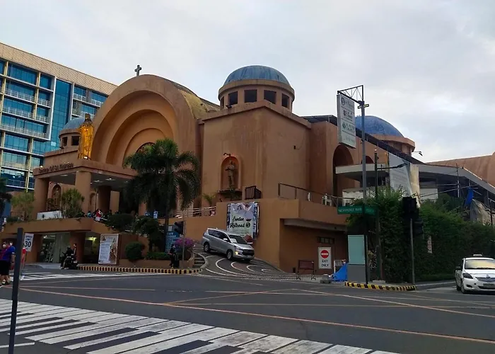 Pasay Condotel Near Naia *